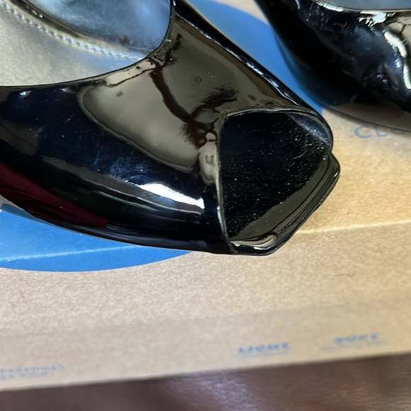 Arturo Chiang Perp Toe Patent Leather Heels in Black Sz 8 - Picture 5 of 11